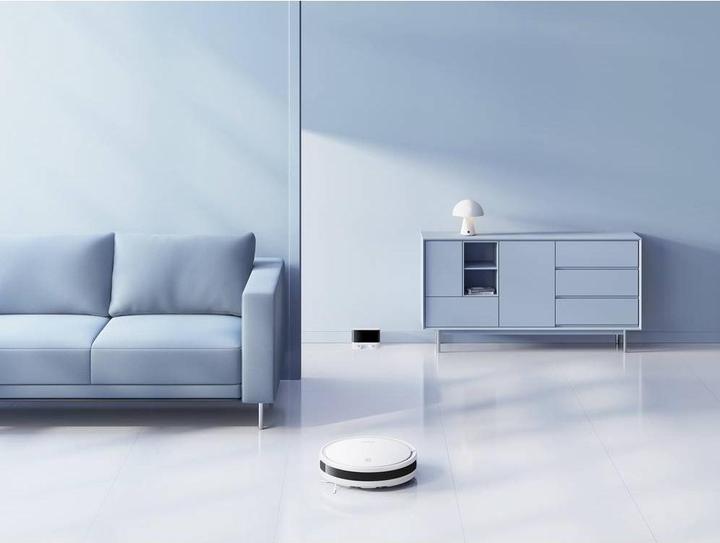 Actual product image Xiaomi Vacuum cleaner - robot E10, White (Vacuum mopping robot)