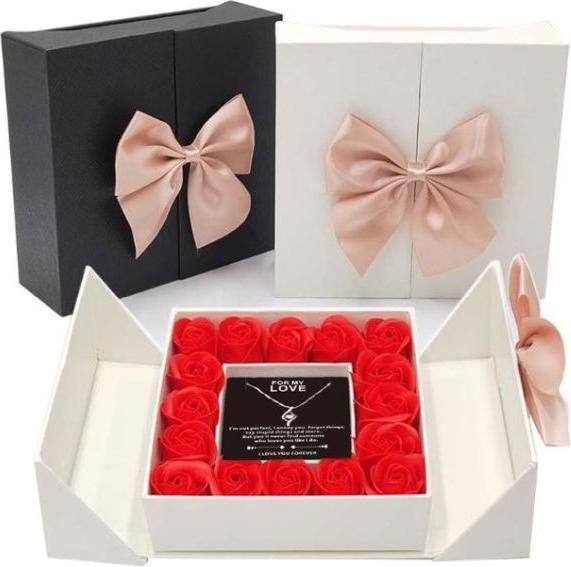 Produktbild MU Style Frame Series Geschenkbox mit Rosen (15.5x15x5.3 cm) (Geschenkbox, 1 x)