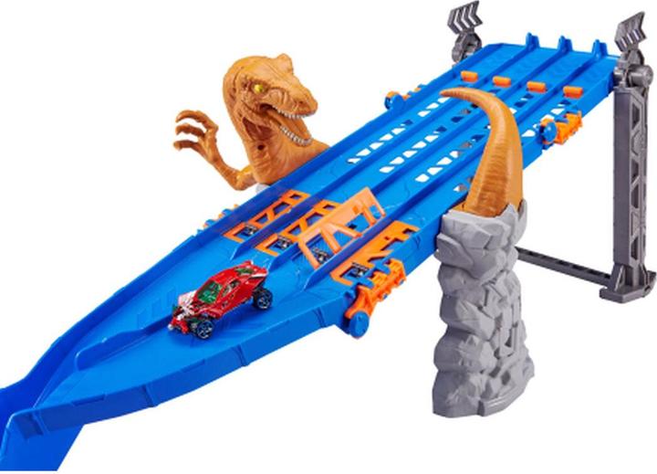 Actual product image Zuru Metal Machines - Playset - 4 Lane Raptor Attack Set (6740)