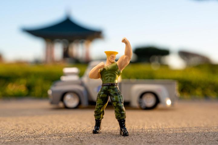 Immagine prodotto Jada Street Fighter 1956 Ford Pickup 1:24