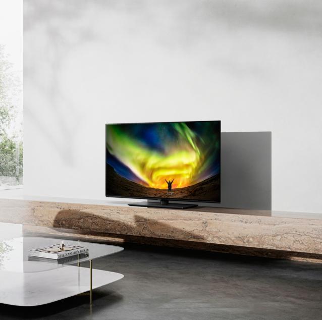 Produktbild Panasonic TX-42LZW984 (42", OLED, 4K)