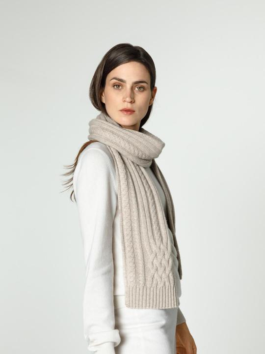 Immagine prodotto Furnari Sciarpa in 100% cashmere lavorata a maglia - Beige chiaro