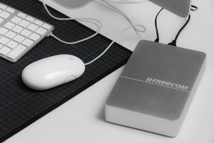 Actual product image Freecom mHDD Desktop Drive - 4TB Silver (4 TB)