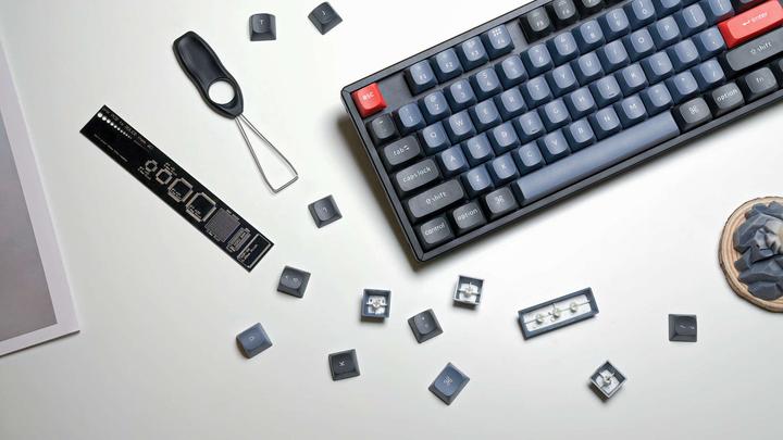 Produktbild Keychron K8 Pro (DE, Kabelgebunden, Kabellos)