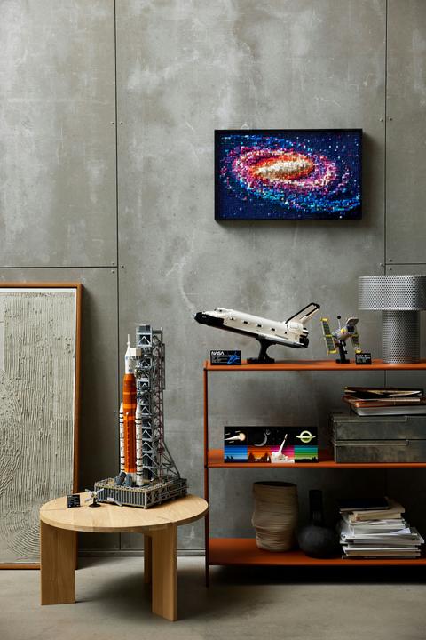 Image du produit LEGO Base de lancement Artemis de la NASA (10341, LEGO Icons, LEGO difficiles à trouver)