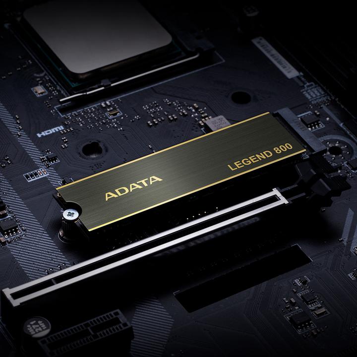 Image du produit Adata Légende 800 (2000 Go, M.2 2280)