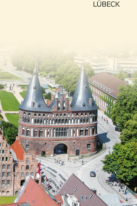 Actual product image Reiseführer Ostseestädte (German, André Micklitza, Christian Nowak, Gunnar Strunz, Rasso tuber, Hinnerk Dreppenstedt, Volker Hagemann, Corinna Grulich, 2024)