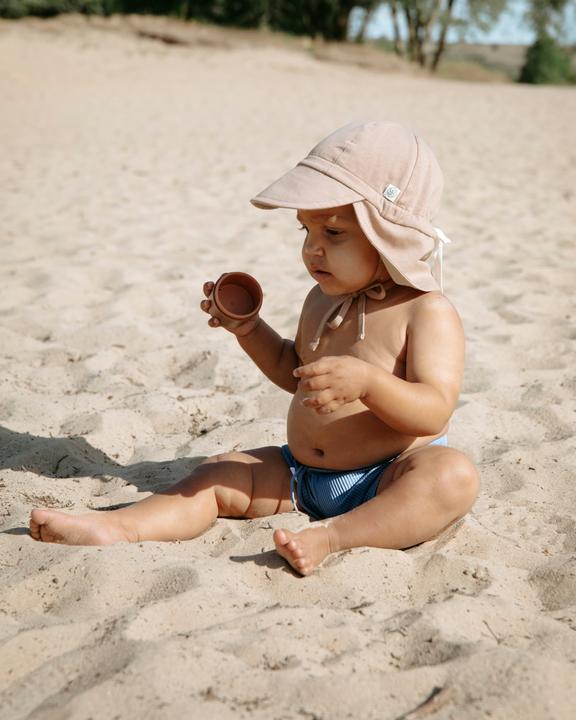 Actual product image Cloby Reversible sun hat UPF 50+ Penut Brown Sandy Beach (80)
