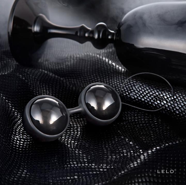 Actual product image LELO Beads Noir