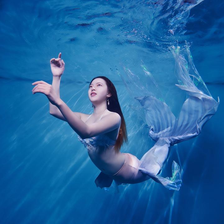 Actual product image Godox WT25D Dive LED Light