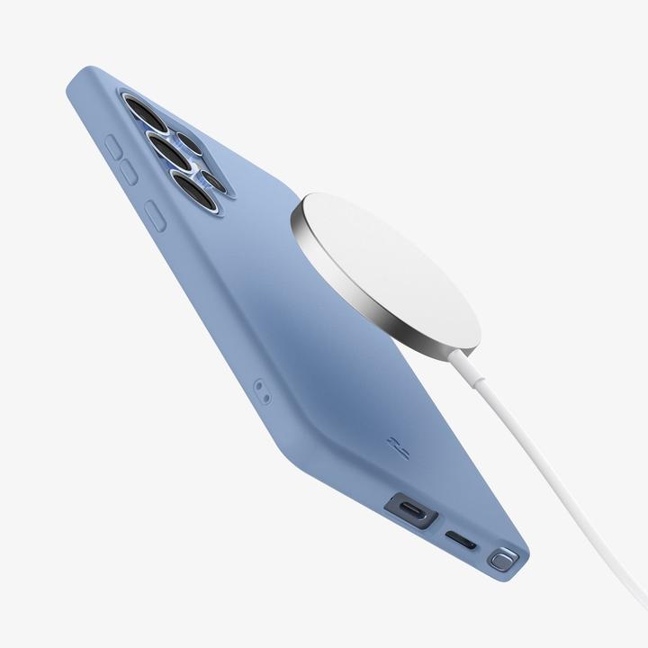 Produktbild Spigen Silicone Fit Mag Hülle für Samsung Galaxy S25 Ultra – blau (Samsung Galaxy S25 Ultra)