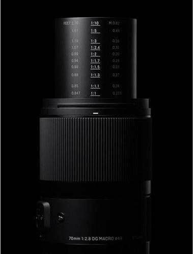 Produktbild Sigma 70mm f/2.8 EX DG MAKRO, Canon EF (Canon EF, Canon EF-S, Vollformat)