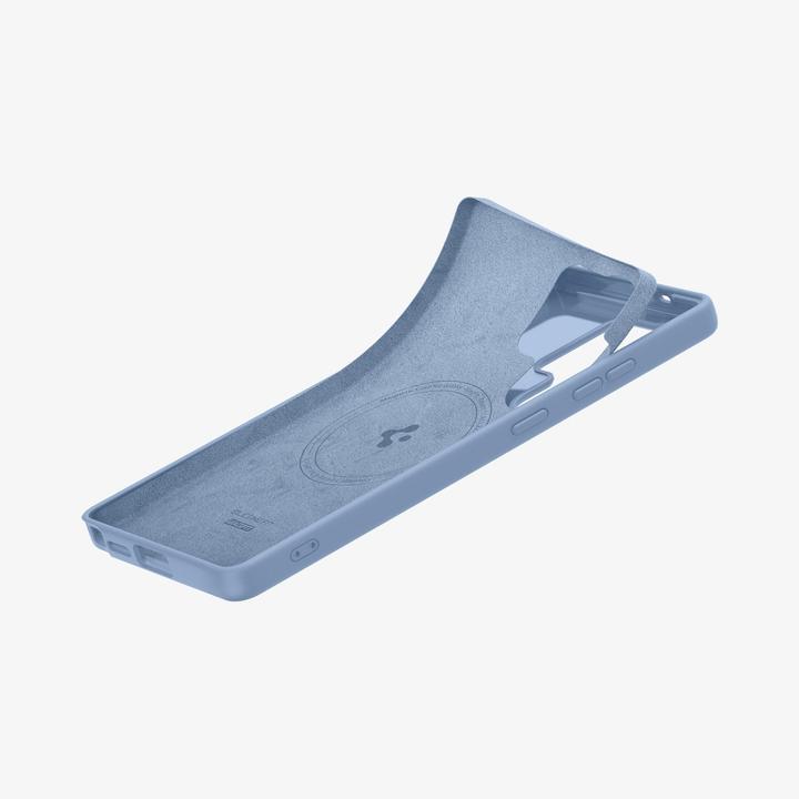 Produktbild Spigen Silicone Fit Mag Hülle für Samsung Galaxy S25 Ultra – blau (Samsung Galaxy S25 Ultra)