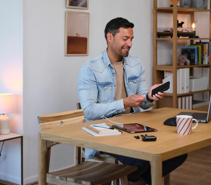 Productafbeelding Trust REDOH 10.000 POWERBANK ZWART (10000 mAh, 18 W, 37 Wh)