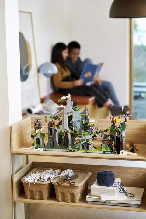 Immagine prodotto LEGO La leggendaria montagna di fiori e frutti (80024, Set LEGO rari, LEGO Monkie Kid)