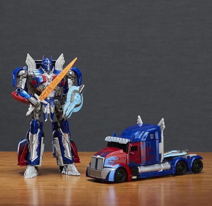 Produktbild Transformers Movie 5 Premier Voyager Optimus Prime