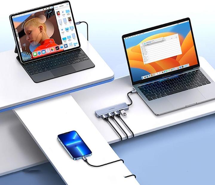 Produktbild Ugreen HUB CM219 35574 with 4 USB-A 3.0 ports and USB-A 3.0 cable 1m - black (USB-A, 4 Ports)