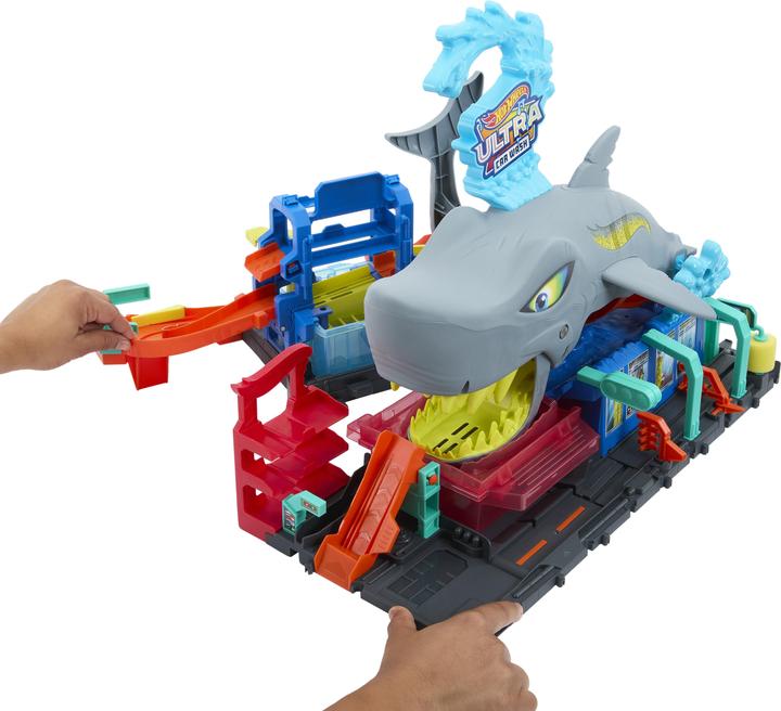 Actual product image Hot Wheels City Ultimate Shark Car Wash