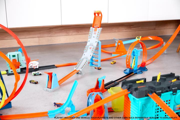 Actual product image Hot Wheels Championship