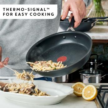 Actual product image Tefal Jamie Oliver - Quick & Easy HA Sautepan 26 cm + Lid (H9133344) (26 cm, Frying pan, Aluminium)