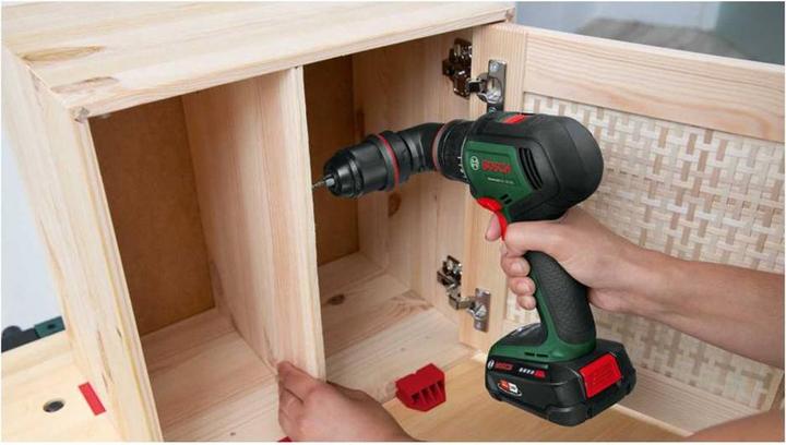 Image du produit Bosch Home & Garden Perceuse-visseuse sans fil AdvancedDrill 18V-80 QuickSnap + 3 embouts (Fonctionnement sur batterie)