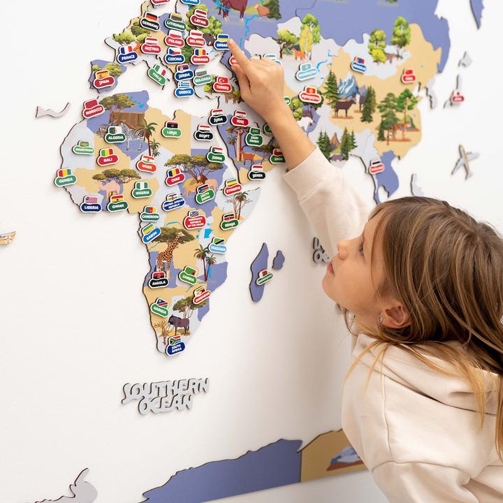 Immagine prodotto Enjoy The Wood Mappamondo in legno per bambini in 2D - decorazione da parete (150 x 90 cm)
