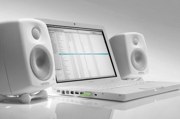 Actual product image Genelec G One (1 pcs., 25 W)