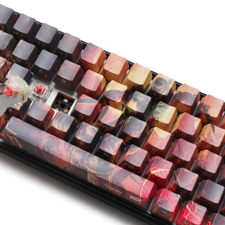 Produktbild Ducky x Doom One 3 SF Gaming Tastatur, RGB LED - MX-Silent-Red (DE, Kabelgebunden)