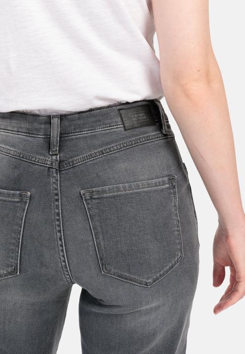 Immagine prodotto Camel Active Jeans 5 tasche con vestibilità Mom (26)
