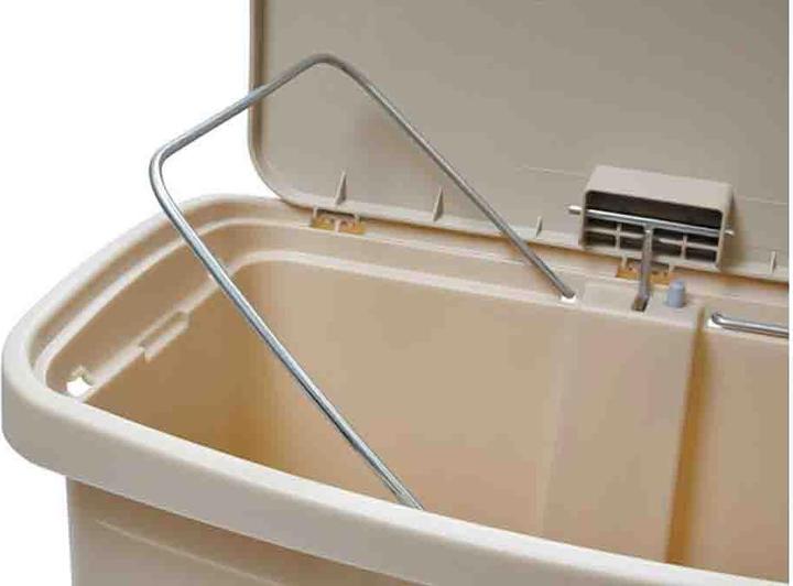 Image du produit Rubbermaid Poubelle à pédale (50 l)
