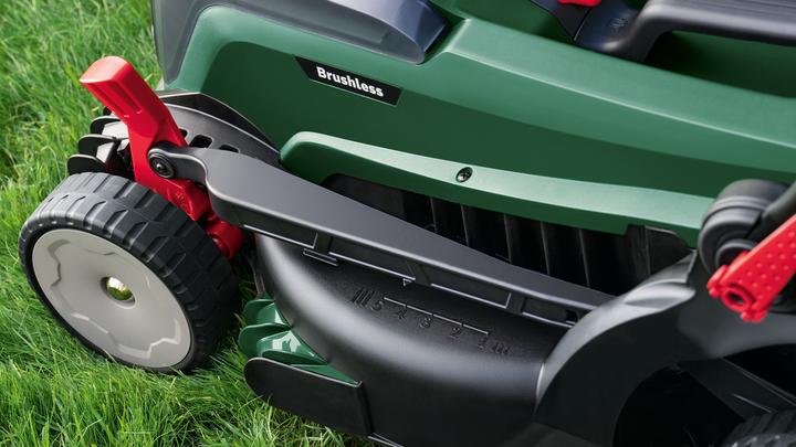 Productafbeelding Bosch Home & Garden UniversalRotak 2x18V-37-550 (Oplaadbare batterij)