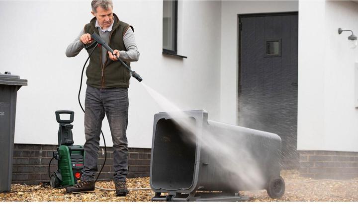Image du produit Bosch Home & Garden UniversalAquat (Fonctionnement sur secteur)