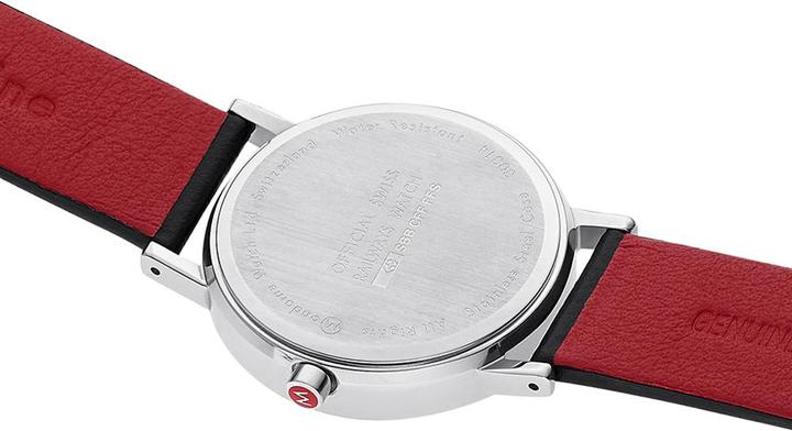 Produktbild Mondaine Classic - Vegan poliert Wochentag / Datum (Analoguhr, Swiss Made, 36 mm)