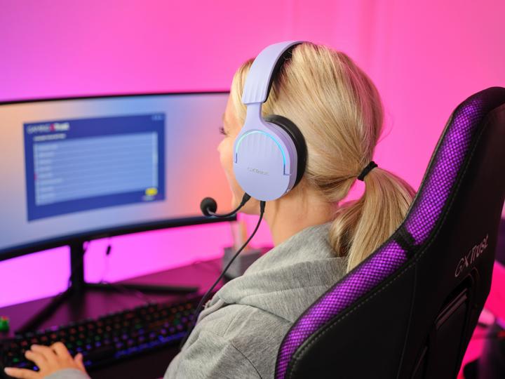 Produktbild Trust GXT490P FAYZO 7.1 USB HEADSET PURPLE (Kabelgebunden)
