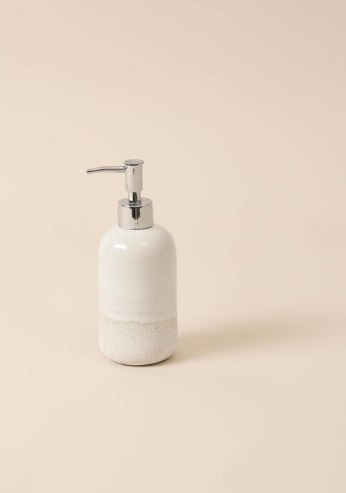 Actual product image Esmée soap dispenser