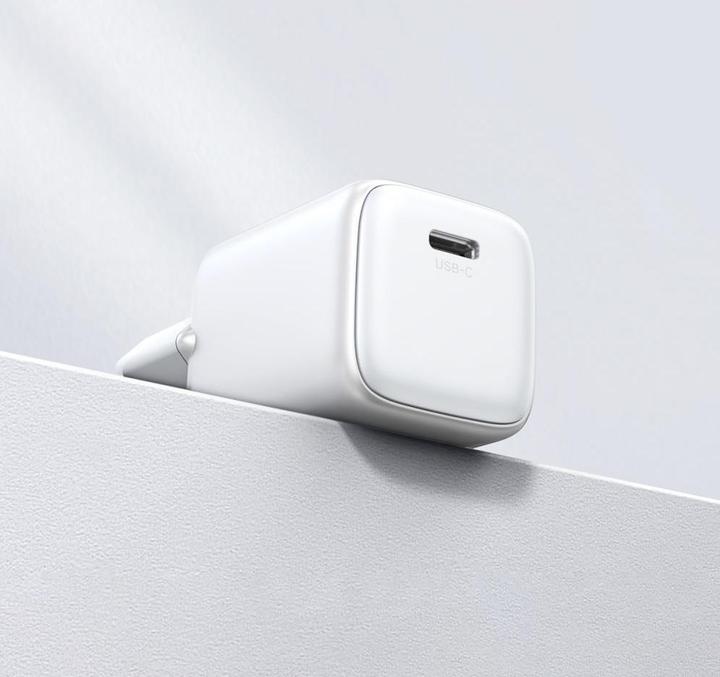 Productafbeelding Ugreen Nexode Mini 20W PD GaN Tech Charger Wit (20 W)