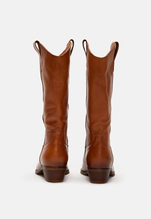 Produktbild Felmini GERBERA 7962 ist ein bemerkenswerter Cowboystiefel mit mittlerer Wade, der rustikalen Charme und raf (38)