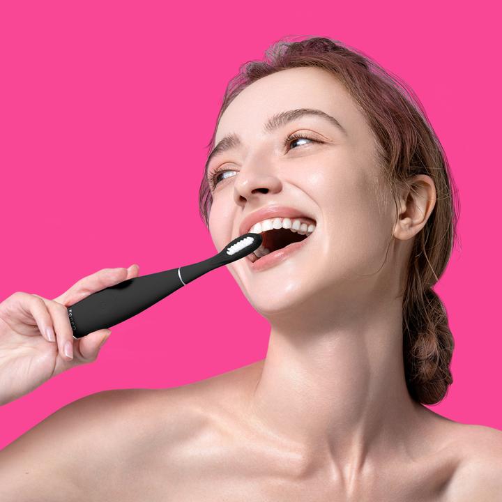 Actual product image Foreo Sonic Toothbrush Issa 3 Black (Sonic toothbrush)