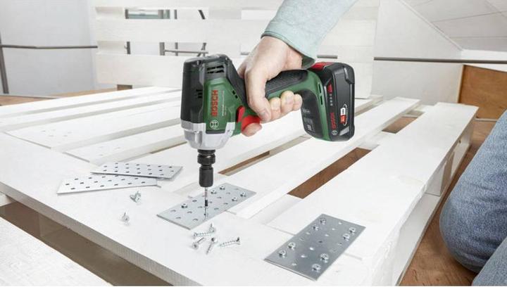 Image du produit Bosch Home & Garden UniversalImpactDrive 18V-350 (Fonctionnement sur batterie)
