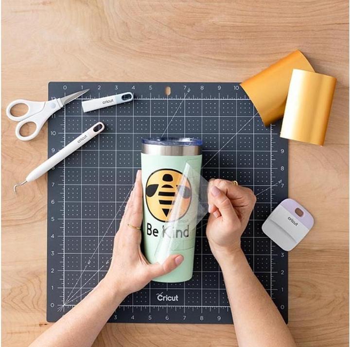 Image du produit Cricut Film transfert Joy Xtra 24.1 x 91.4 cm, 1 rouleau, transparent