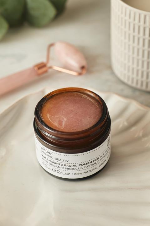 Actual product image Evolve Natural Rose Quartz Facial Polish 2 fl oz 60 mL (Cleaning cloths, 60 ml)