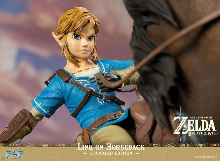 Immagine prodotto First 4 Figures ST Legend of Zelda Link of Horse Legend 56cm RESINA