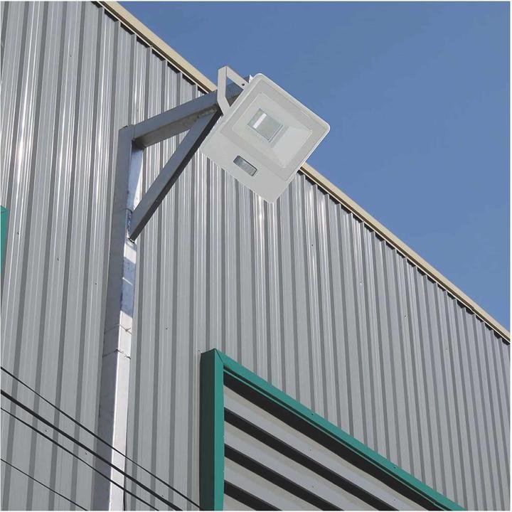 Actual product image V-TAC VT158S1 50W LED PIR Sensor Floodlight SAMSUNG Chip White Body 4000K 1M Cable (4000 lm)