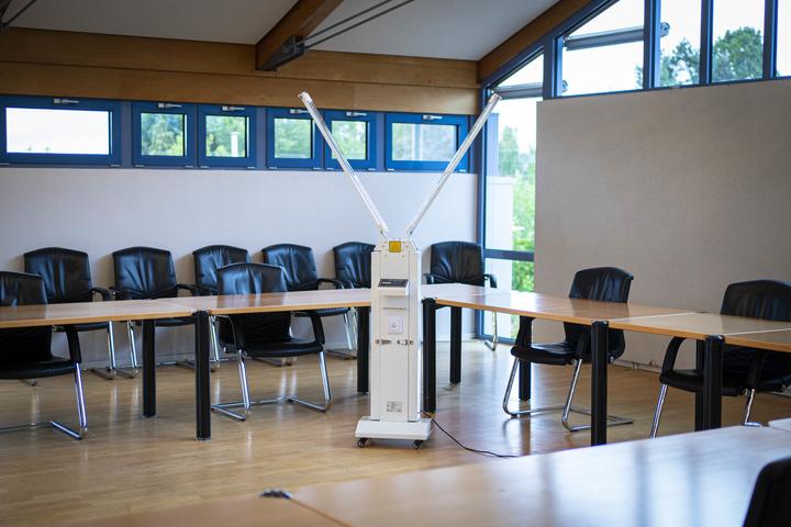 Immagine prodotto Good Connections Stazione di disinfezione UV-C da 120W con 4 tubi per un'area di 60 m²