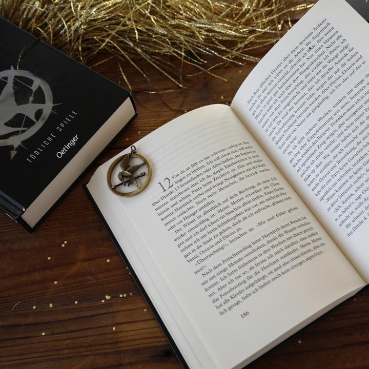 Produktbild Die Tribute von Panem X (Suzanne Collins, Deutsch)