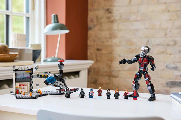 Image du produit LEGO Captain America: Civil War Actionduell (76314, LEGO Marvel)