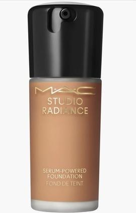Actual product image MAC Cosmetics M.A.C. Studio Rad Serum Pow Fond de Teint NW45 (No. NW45)