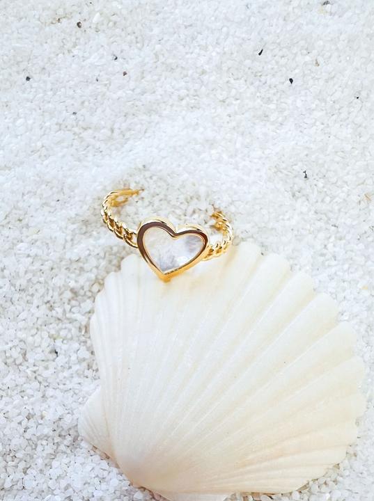 Produktbild Natsumi Schmuck Ring Gelbgold 18K/750 mit Perlmutt Herz (50, 750/18 K Gold)