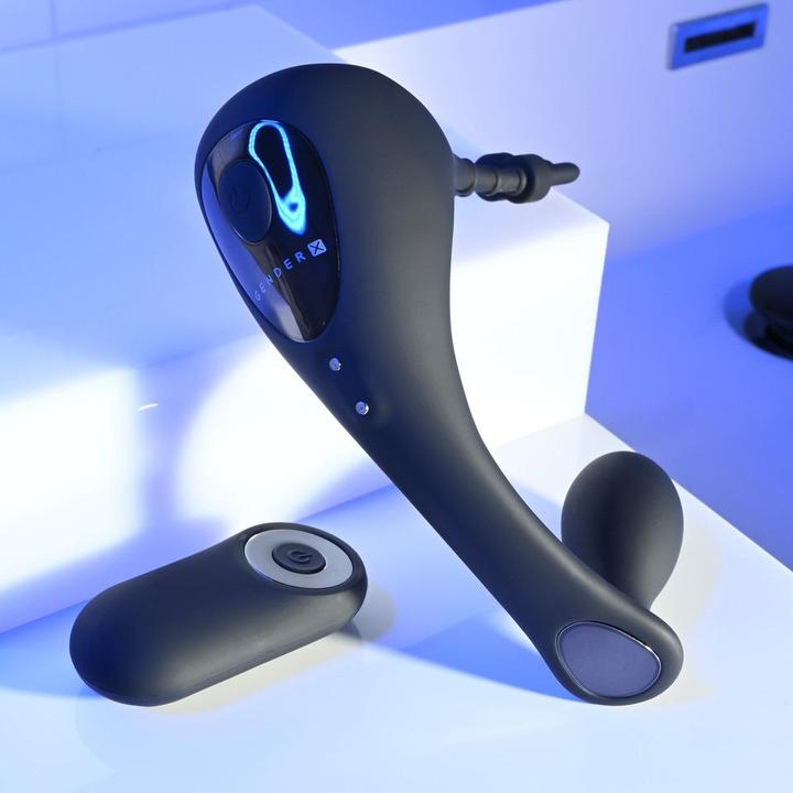 Productafbeelding Gender X Back It Up Vibrerende Plug en Cockring - Zwart