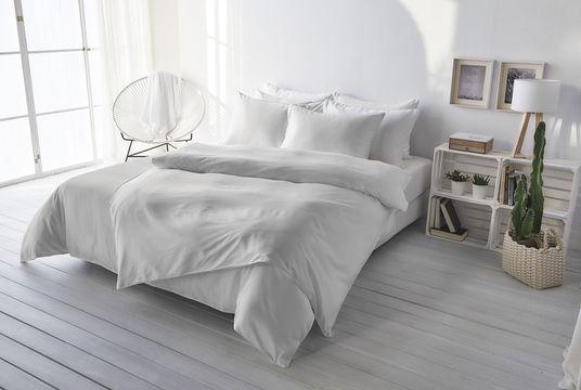 Actual product image Living Home Uni Satin II (30 x 40 cm)